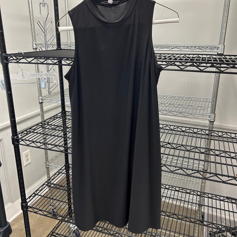 Annalee + Hope Black Sleeveless Sheath Dress